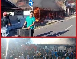 Kebakaran Tiga Unit Toko Di Pasar Kumpulan