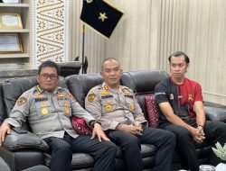 Wakapolda Sumsel Brigjen Pol M. Zulkarnain. Sik.Msi.Melepas Tim Atlet Pencak Silat Polda Sumsel ikut Berlaga Piala Pang Lima TNI.