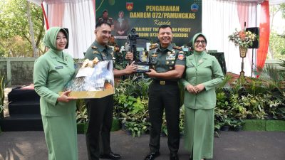 Kunjungi Kodim 0730/Gunungkidul, Danrem 072/Pamungkas Beri Arahan Anggota