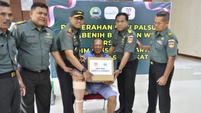 Peduli Penyandang Disabilitas, Kodim Surakarta Bersama Yayasan Benih Baik Dan Relawan WLO Berikan Bantuan Kaki Palsu Dan Paket Sembako