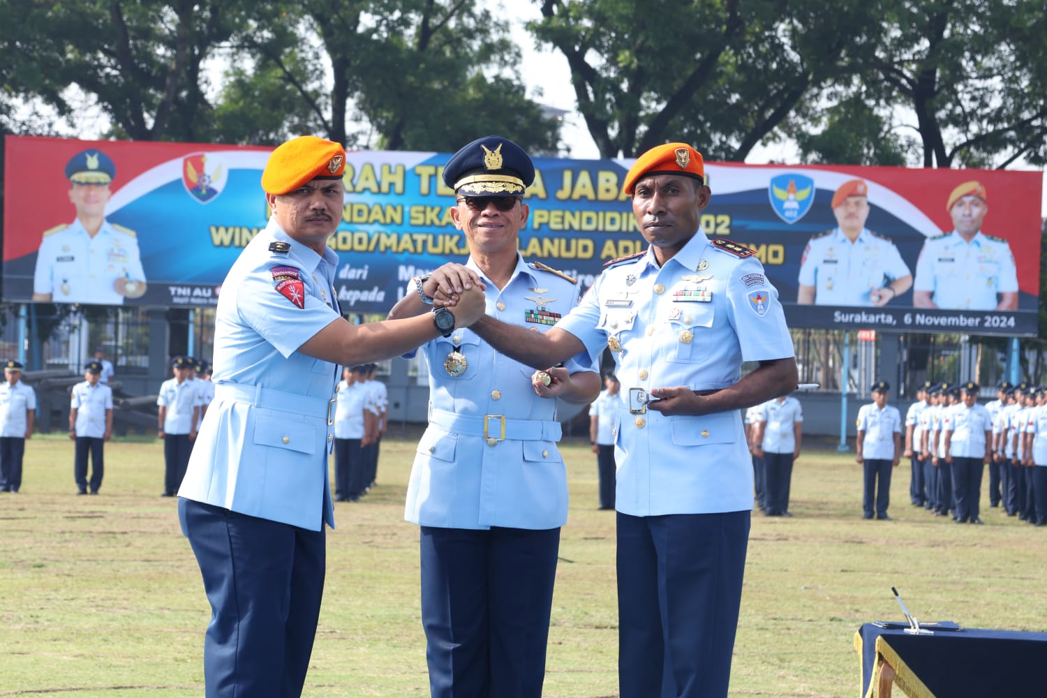 Komandan Lanud Adi Soemarmo Pimpin Sertijab Komandan Skadik 402