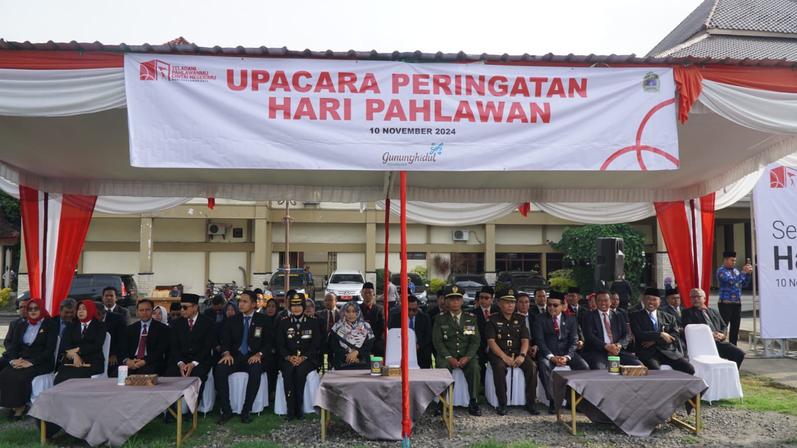 Anggota Kodim 0730/Gunungkidul Bersama Forkopimda Laksanakan Upacara Memperingati Hari Pahlawan Tahun 2024.