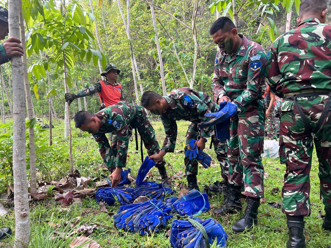 Siswa Setukba TNI AU A-45 Laksanakan Latihan Jurkas