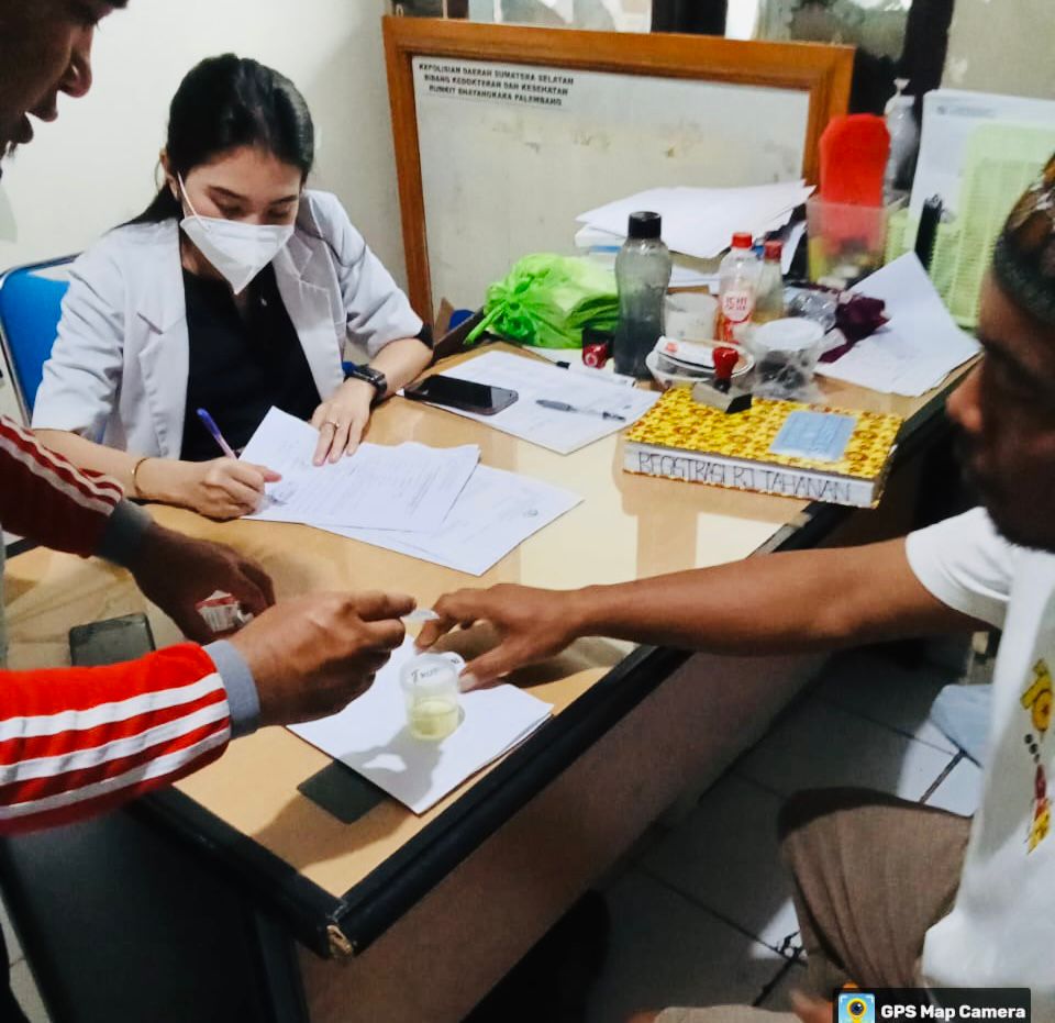 Speedboat berkapasitas 400 Pk Semoga Jaya bertabrakan dengan dua Jangkung Nelayan Mengakibatkan 1 korban Jiwa WNA an WU HAO asal Tiongkok.