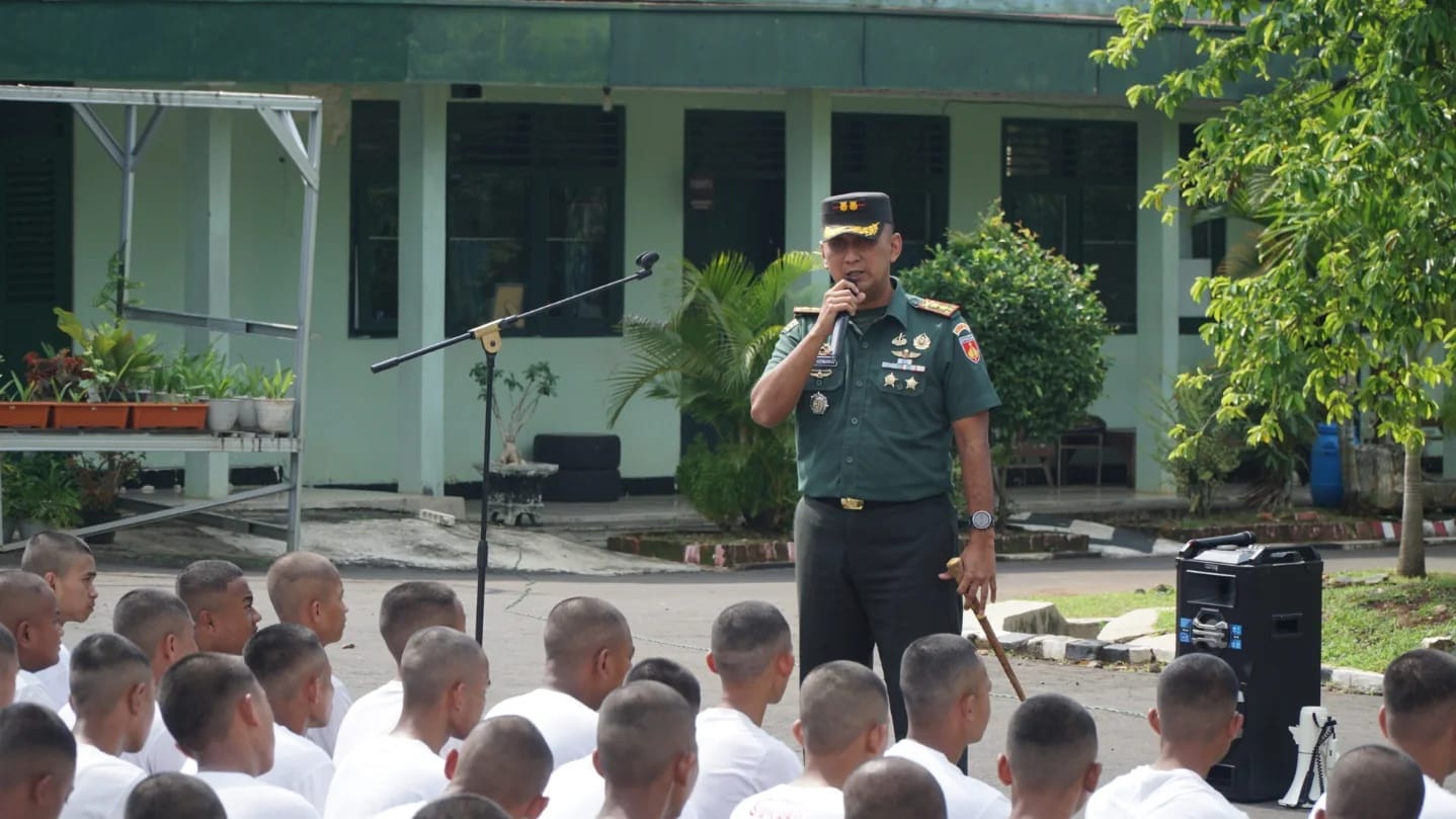 Bangun Karakter Generasi, Dandim Gunungkidul Berikan Wawasan Kebangsaan kepada Siswa SMKN 2 Wonosari.