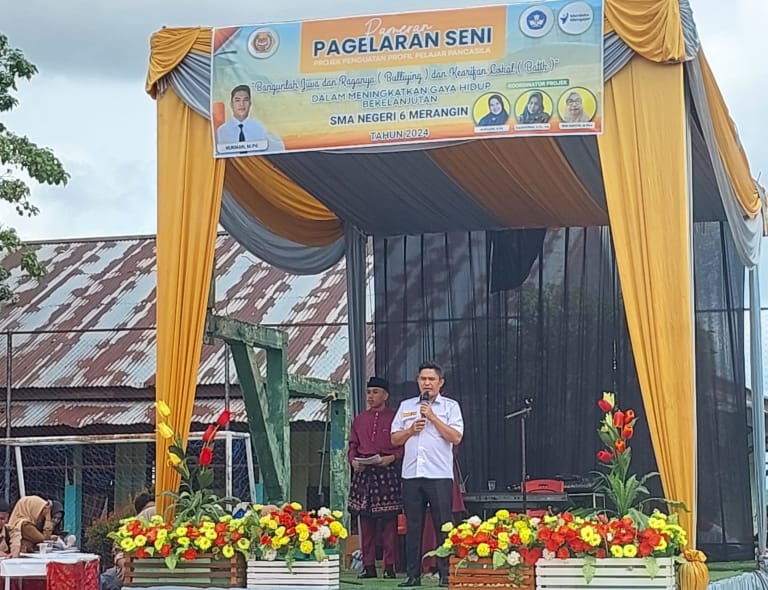 SMAN 6 Merangin Gelar Kegiatan Pagelaran Seni dan Panen
