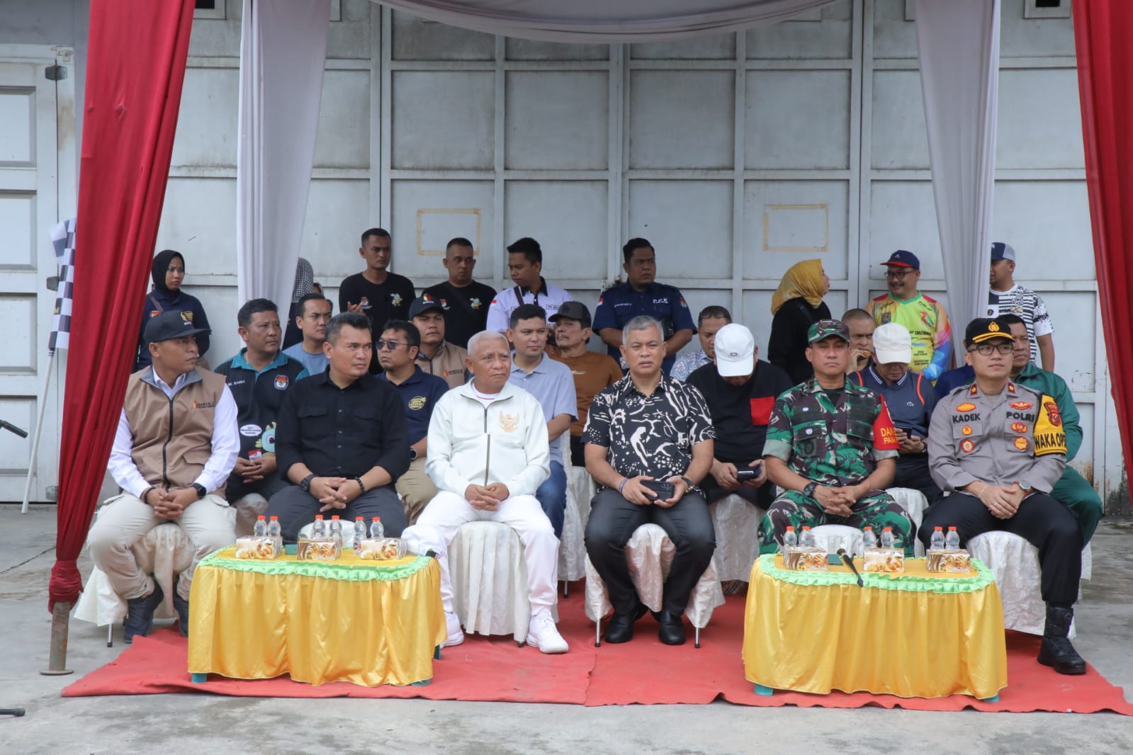 Bupati Asahan Lepas Distribusi Logistik Pilkada Serentak Tahun 2024