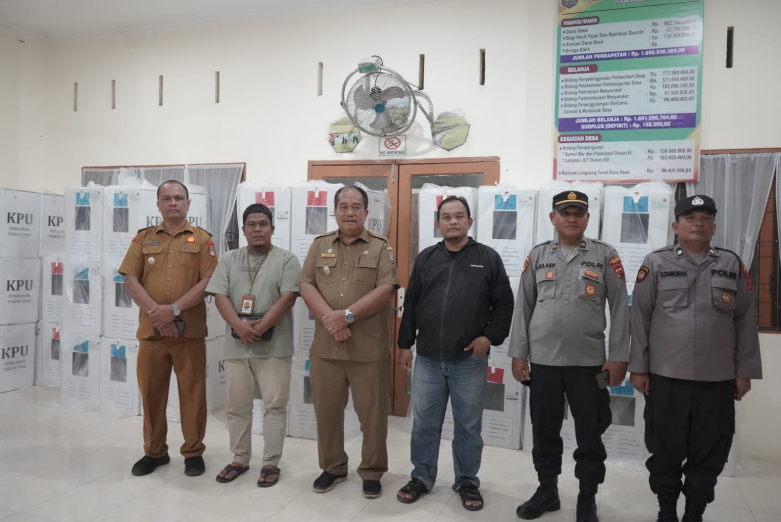 Wakil Bupati Asahan Pantau Pendistribusian Logistik di Beberapa Kecamatan
