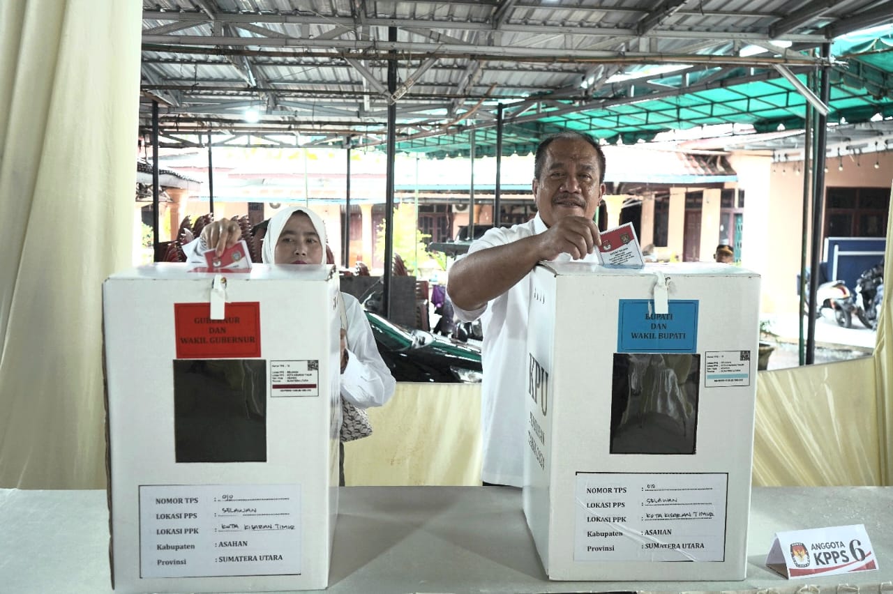 Wakil Bupati Asahan Berikan Hak Suaranya Pada Pilkada Serentak 2024