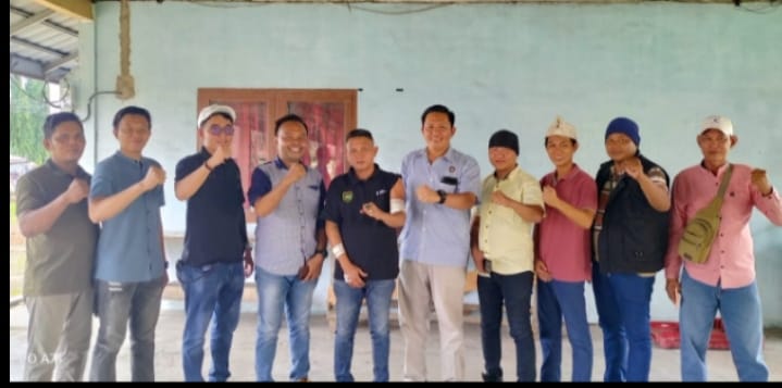 Aksi Damai Aktivis LSM Dan Jurnalis Meminta APH Pemilik Penginapan OYO Sebagai Tersangka.