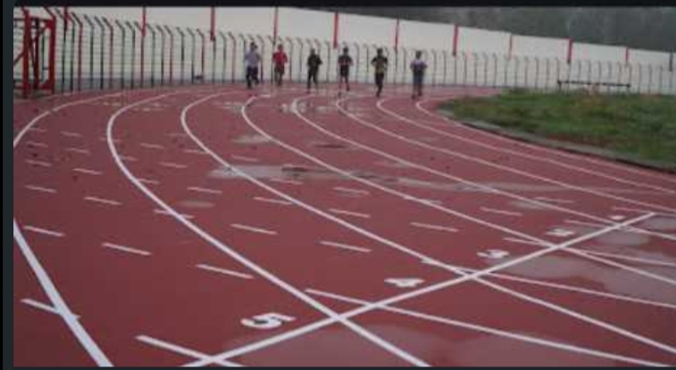 Bupati Gunungkidul Tinjau Joging Track Stadion Gelora Handayani