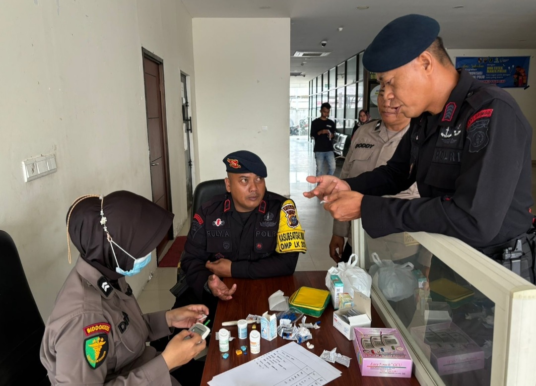 Kembali, Personil dan Tim Paslon Gubernur dan Wakil Gubernur Mendapatkan Pelayanan Kesehatan 