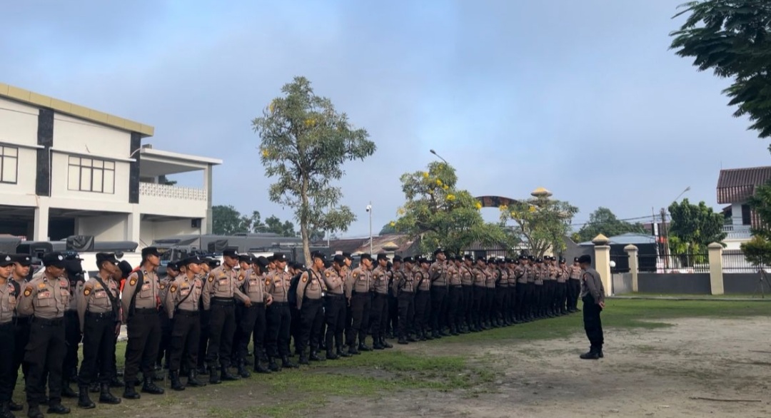160 Personel Polda Riau Melakukan Pengamanan Kampanye Akbar dan Rapat Umum Cagub/Cawagub