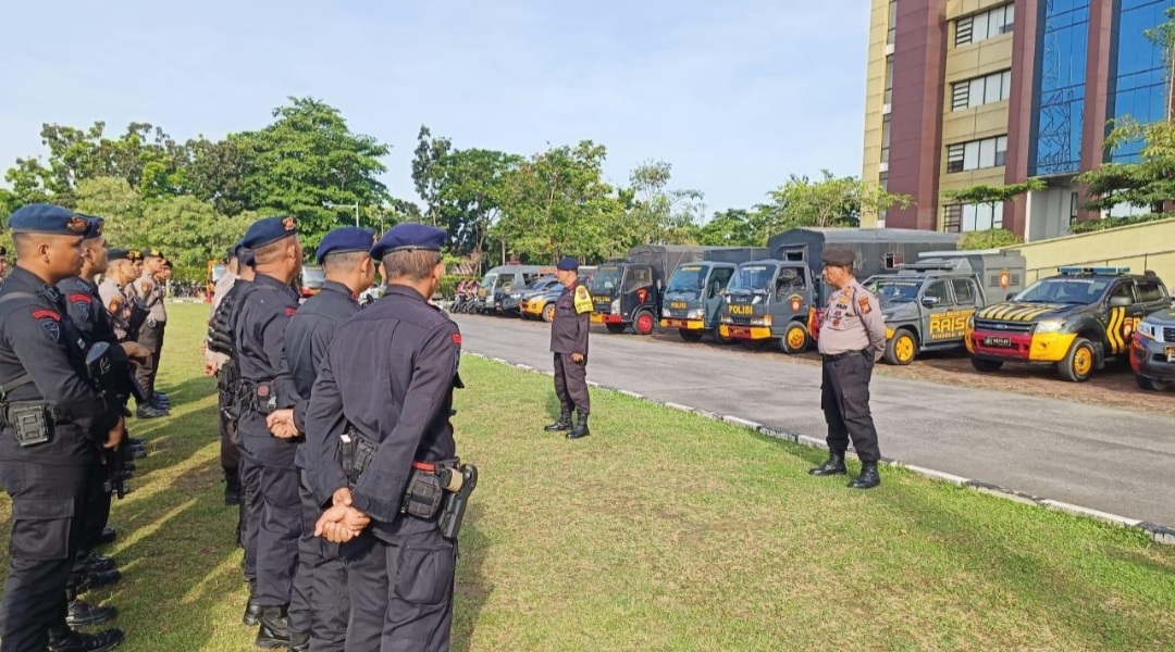 Personel Penebalan BKO Dalam Rangka Pemungutan dan Rekapitulasi Suara Diberangkatkan ke Polres Kuansing