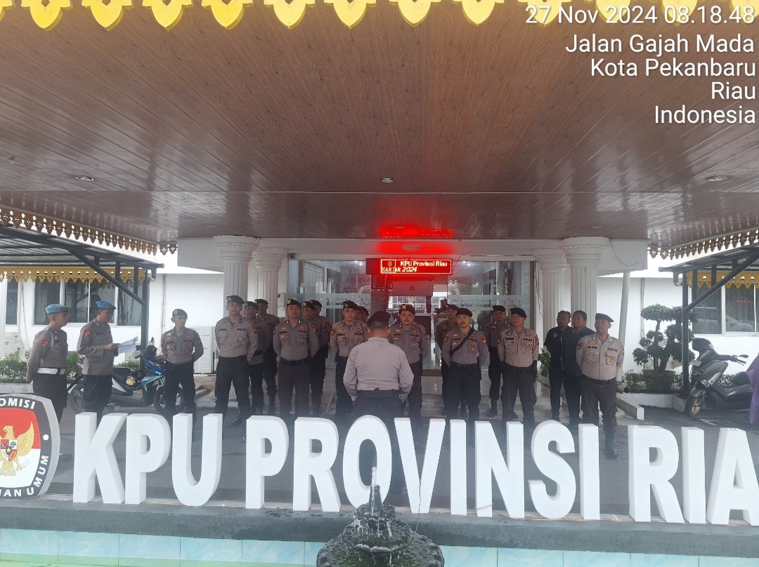 Subsatgas PAM Melaksanakan Apel Pagi Dalam Rangka Pengamanan Kantor Penyelenggara Pilkada