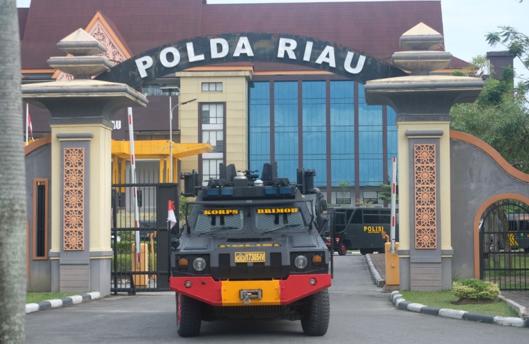 Power On Hand Kapolda Riau Melaksanakan Apel Gelar Pasukan dan Patroli Skala Besar