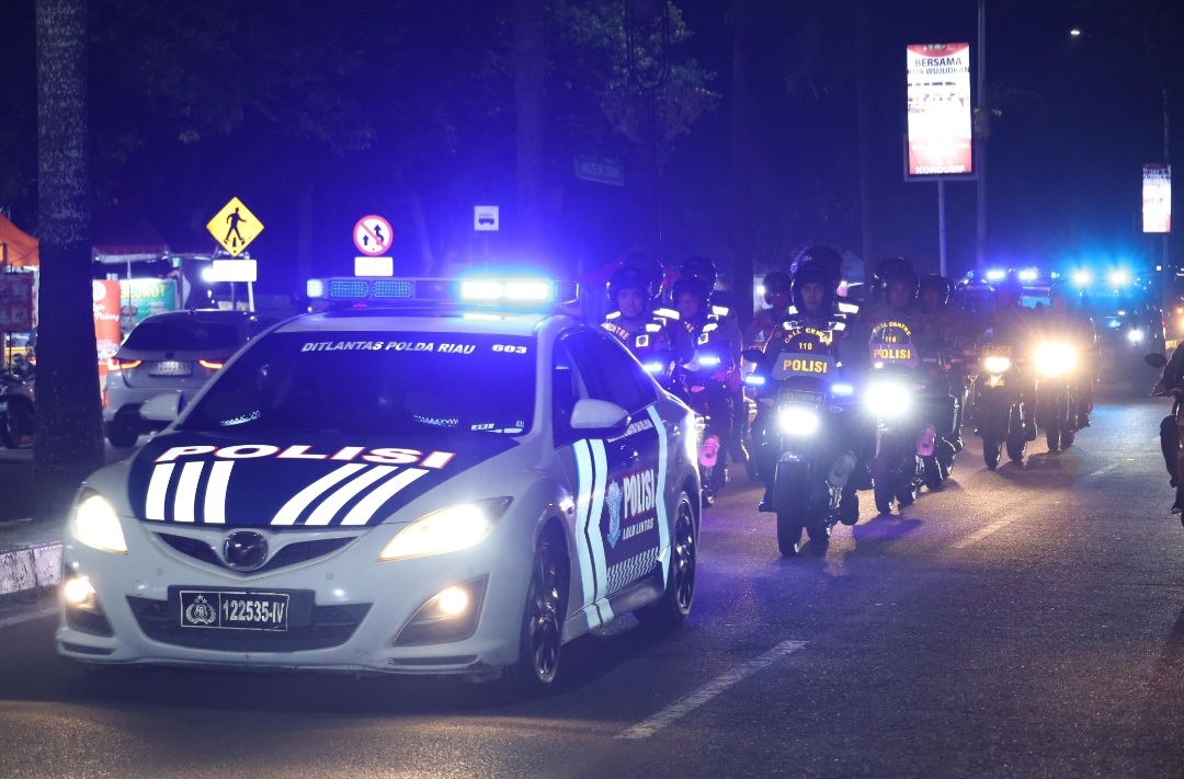 Kembali, Pasukan Power On Hand Kapolda Riau Melaksanakan Patroli Skala Besar