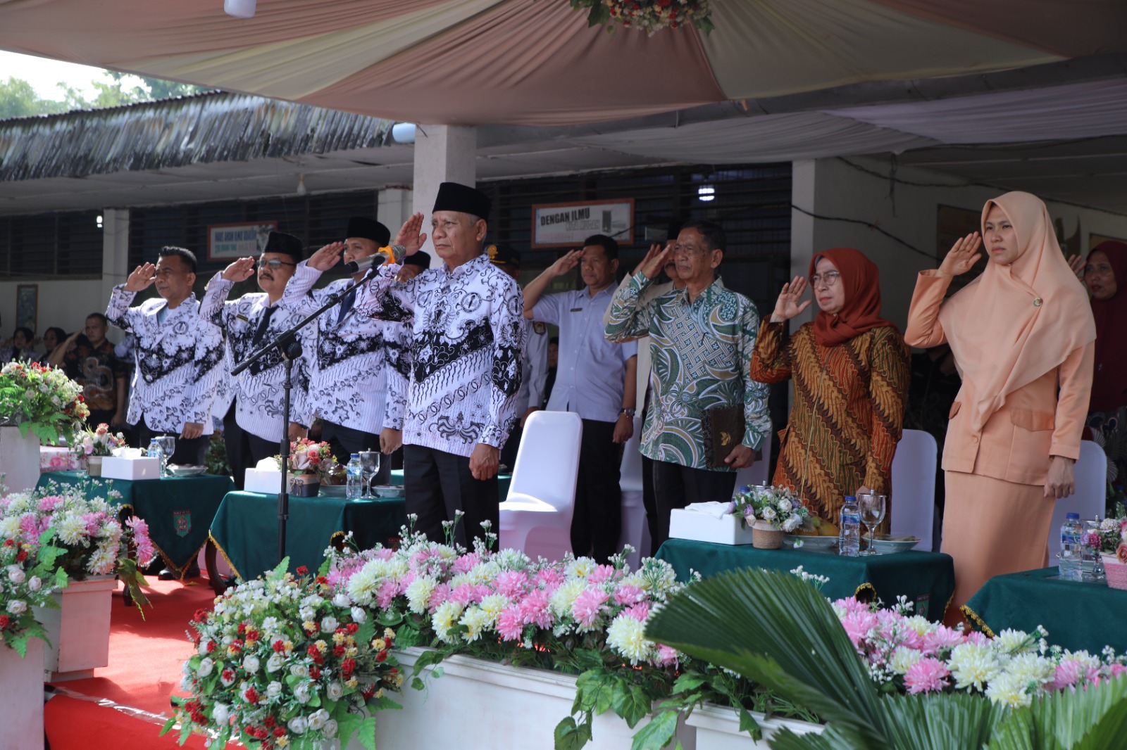 HUT ke 60 PGRI dan Hari Guru Nasional Tahun 2024, Bupati Asahan Hormati Jasa Para Guru