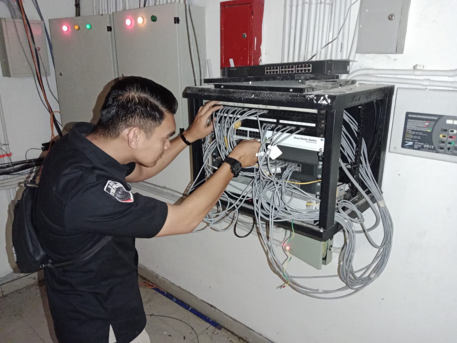 Mendukung Kelancaran Komunikasi, Subsatgas TIK Kembali Cek Perangkat dan Jaringan 