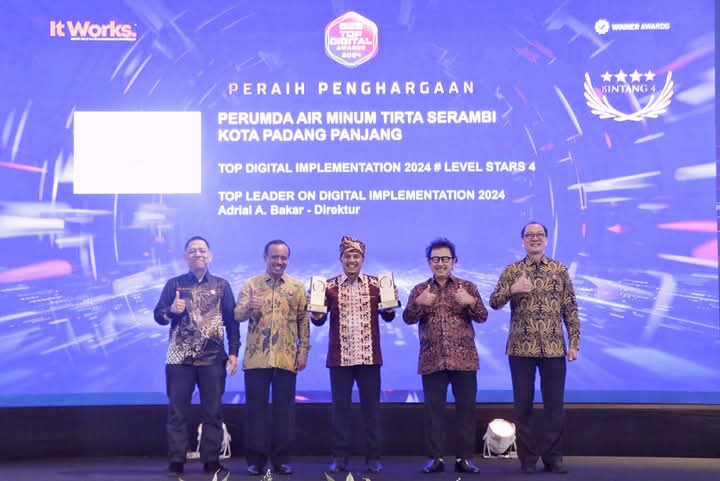 Perumdam Air Minum Tirta Serambi Raih Penghargaan TOP Digital Awards 2024