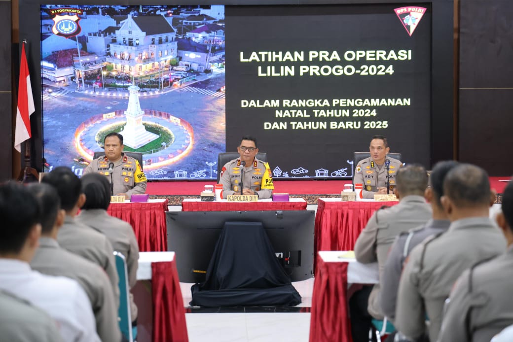 Polda DIY Gelar Latpraops Lilin Progo 2024 dan Tinjau Operasional Back Office Smart Province DIY
