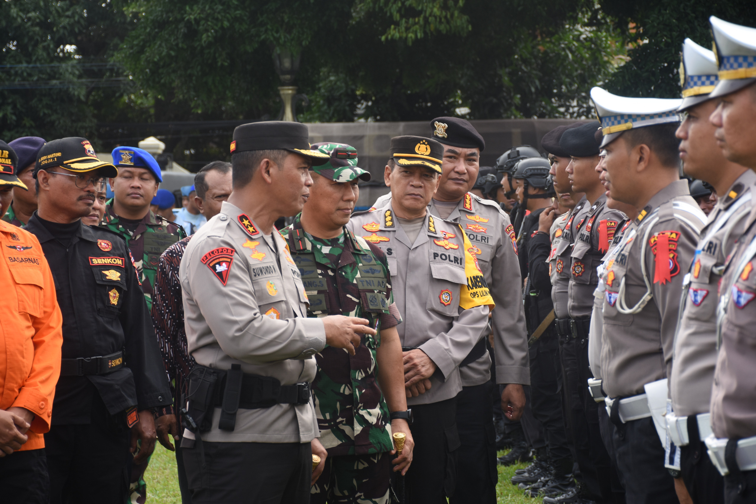 Danrem 072/Pamungkas Hadiri Apel Gelar Pasukan Operasi Lilin Progo 2024