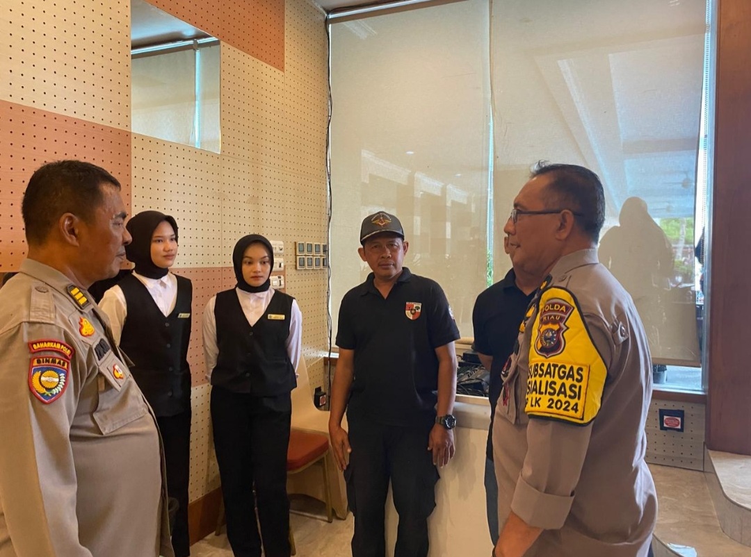 Satgas Preemtif Subsatgas Binmas Sosialisasi dan Edukasi Pilkada Damai dan Cegah Hoax