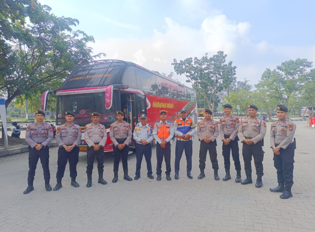 Dalam Rangka Nataru, Subsatgas PAM Melaksanakan Patroli Ke Tempat Keramaian 