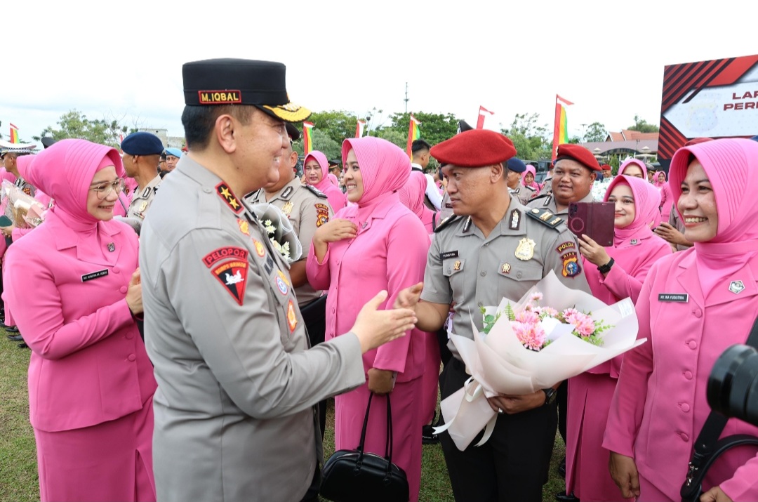 848 Personil Polda Riau Raih Kenaikan Pangkat, Ini Pesan Irjen Iqbal