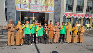 Bupati Sabar AS Memberikan Apresiasi Kepada Para Atlet Yang Juara Umum O2SN SLB Sumbar