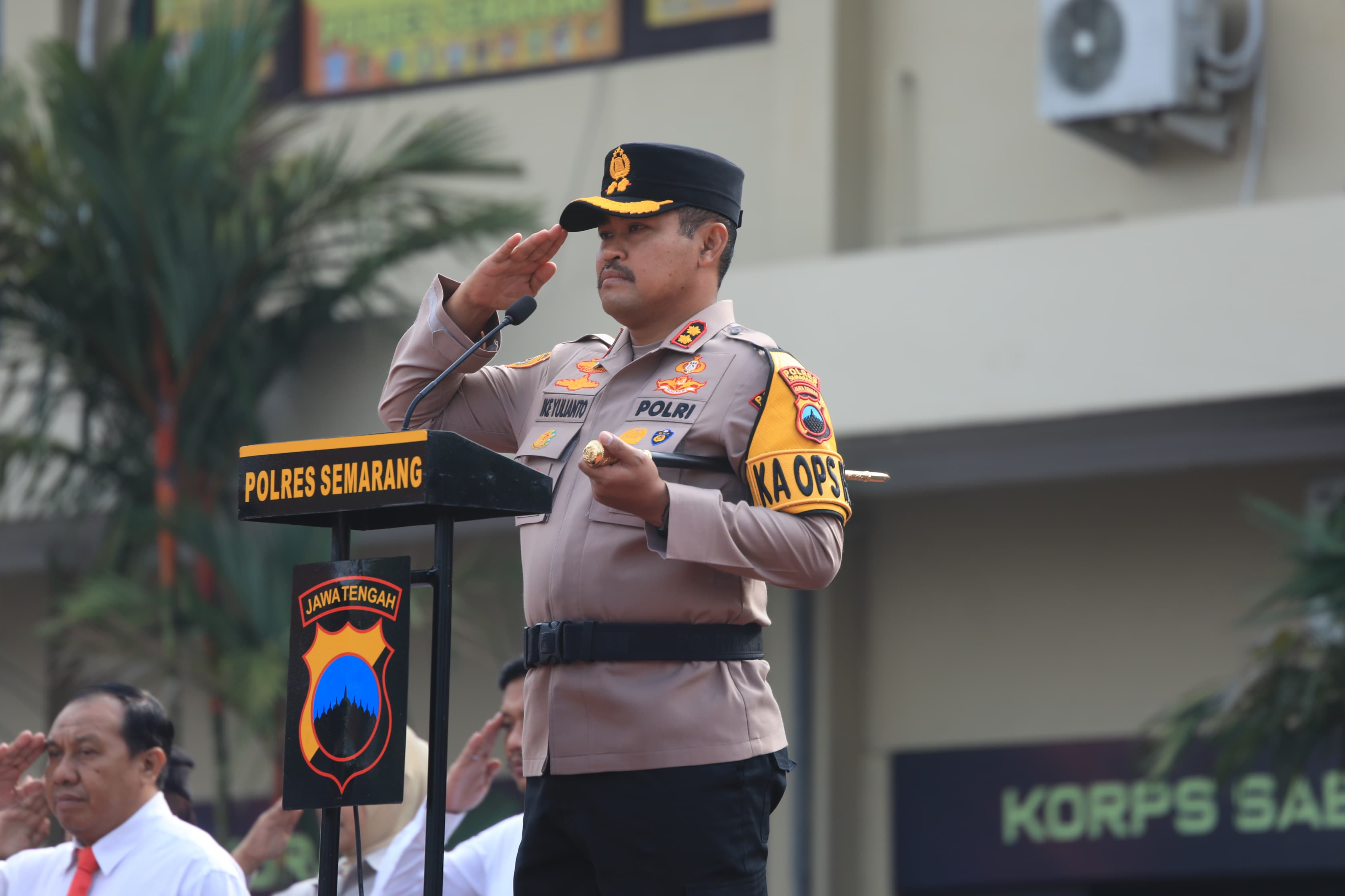 Pimpin apel awal tahun 2025, Kapolres Semarang berikan atensi.