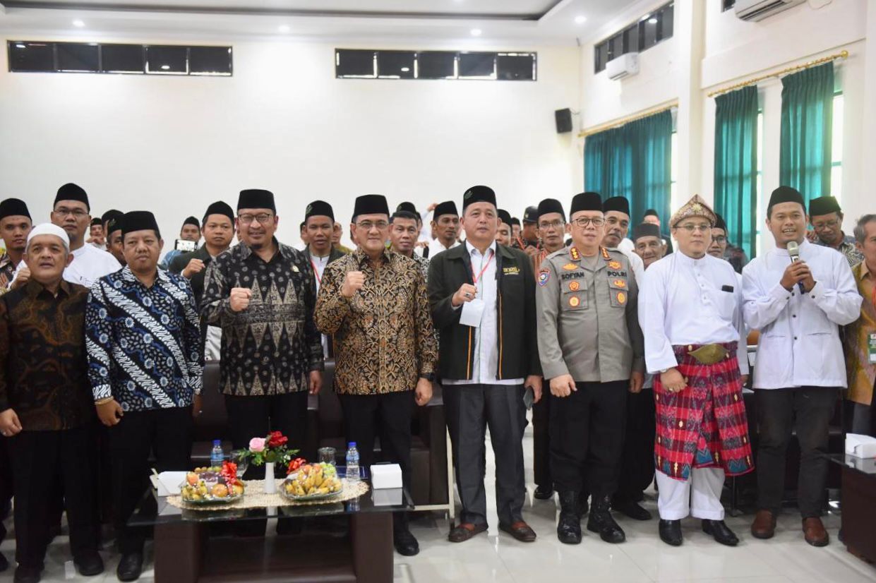 Dirbinmas Polda Sumsel Kombes Pol Sopyan Hidayat.SIK.MM. Menyaksikan Pelantikan Pengurus Wilayah Ikatan Dai Indonesia Periode 2025 – 2030.
