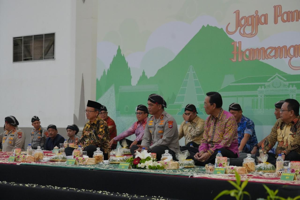 Polda DIY Tegaskan Pentingnya Sinergitas Untuk Keamanan DIY Di Acara Jogja Pandu Peradaban