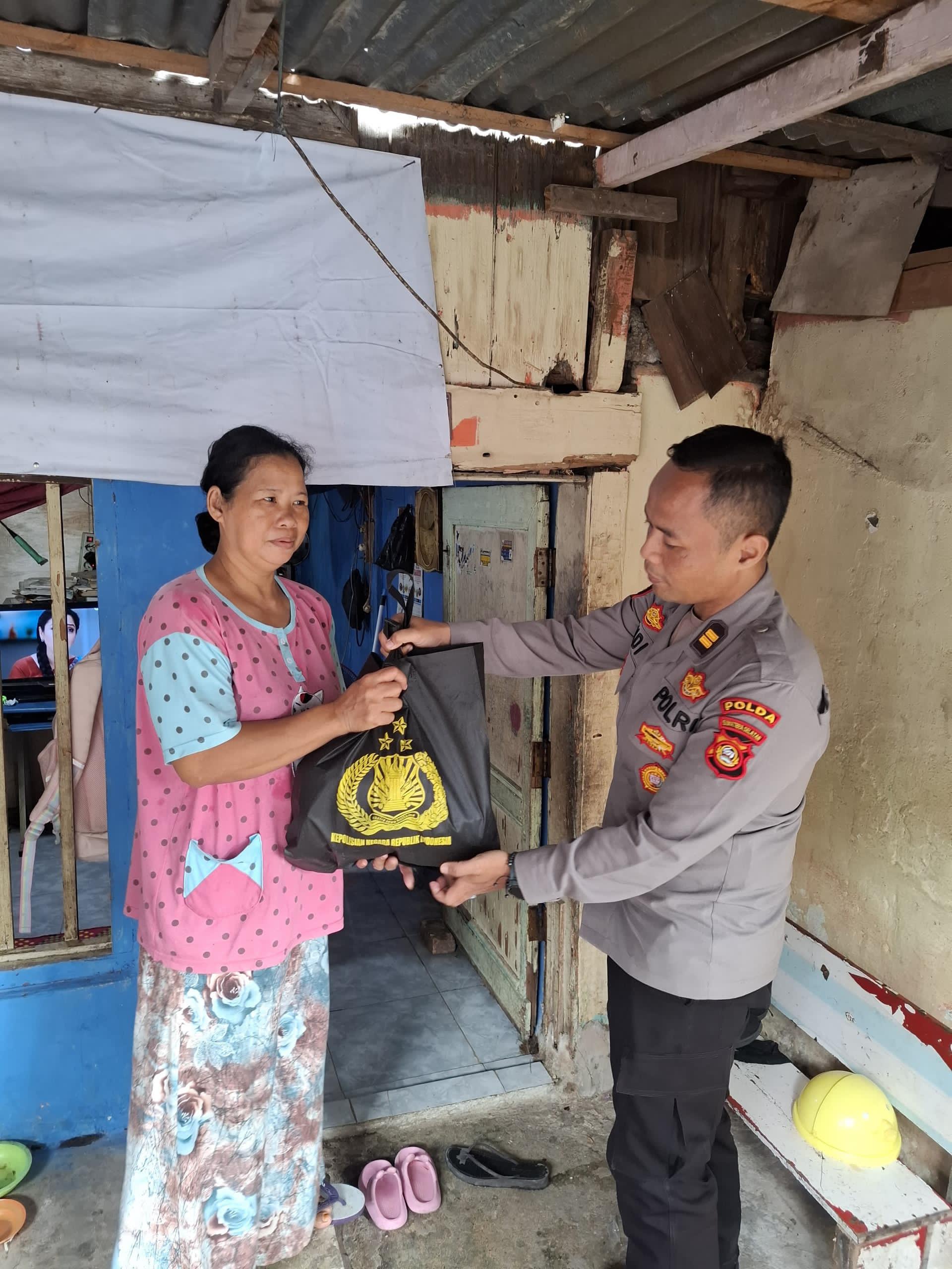 Jumat Berkah, SDM Polda Sumsel Salurkan BANSOS