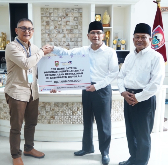 Program Keberlanjutan Penuntasan Kemiskinan Jawa Tengah. Bank Jateng Cabang Boyolali Salurkan Bantuan CSR 24 January 2025 Pemerintahan.