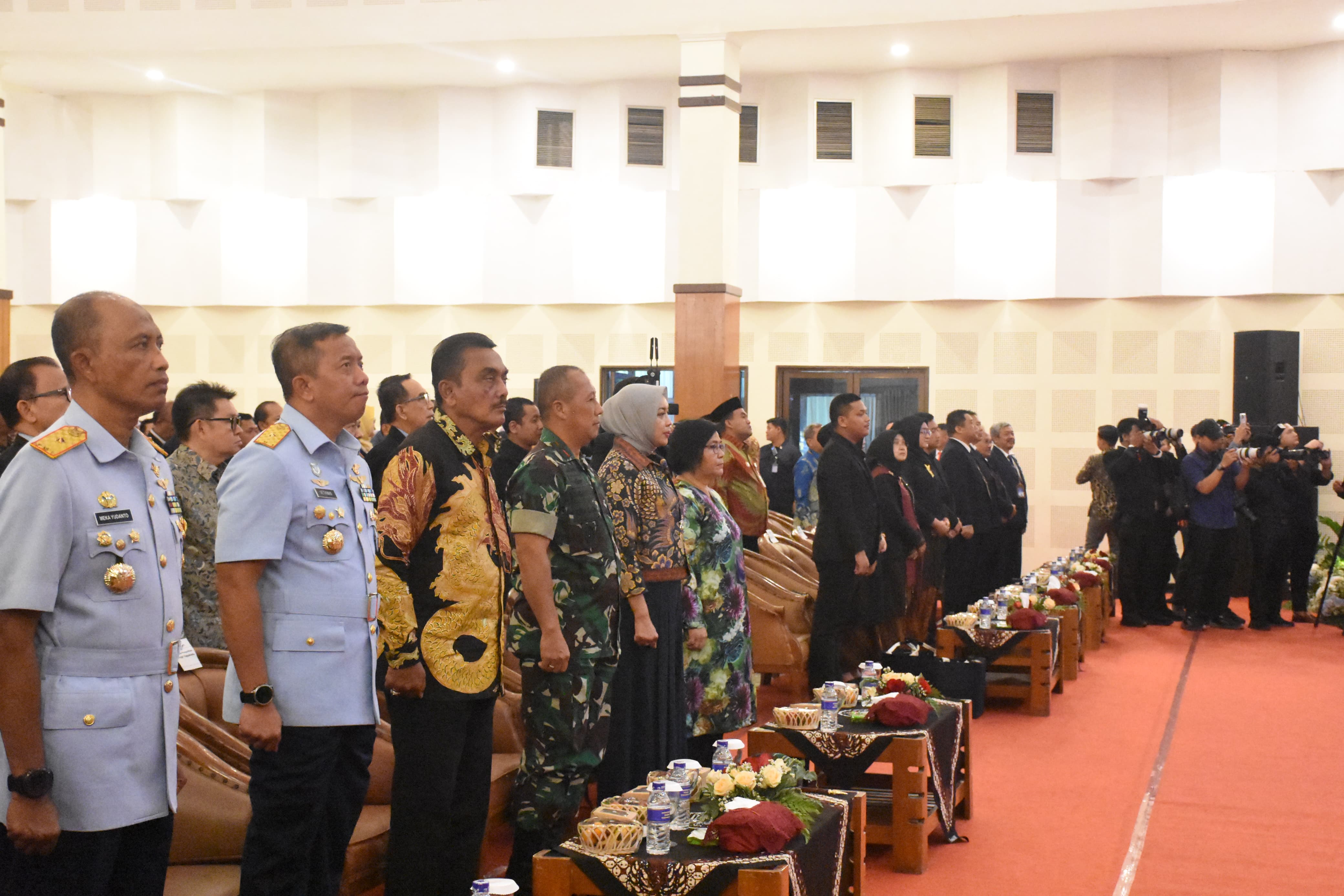 Danrem 072/Pamungkas Hadiri Pelantikan Rektor UNY Periode 2025-2030