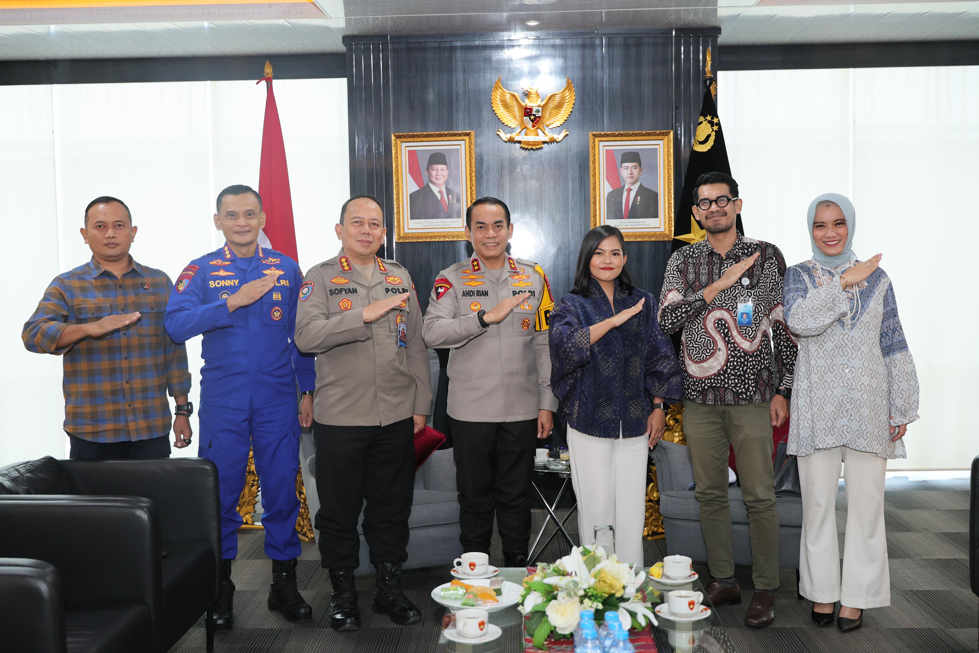 Kapolda Sumsel Terima Audensi Serta Silahturahmi PT.Garuda Indonesia Persero Palembang