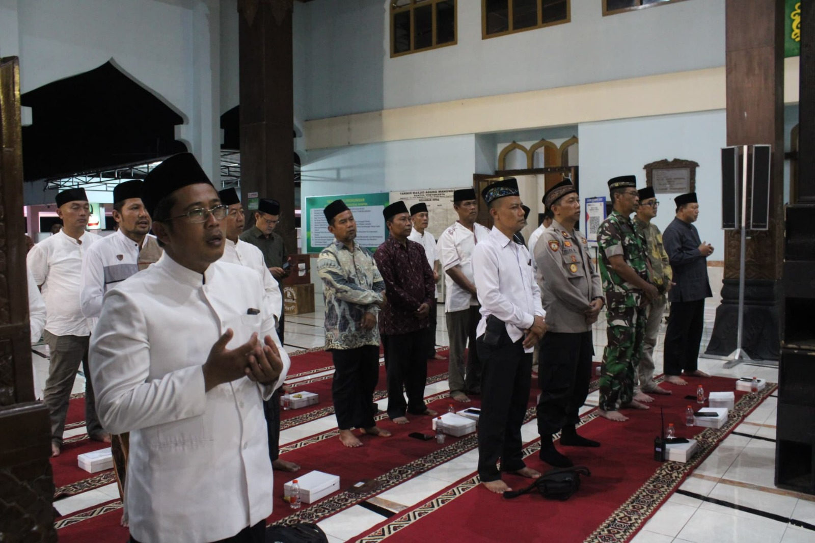 Letkol Inf Muhidin Ikuti Pengajian Akbar Peringatan Isra’ Mi’raj Nabi Muhammad SAW di Masjid Agung Manunggal Bantul