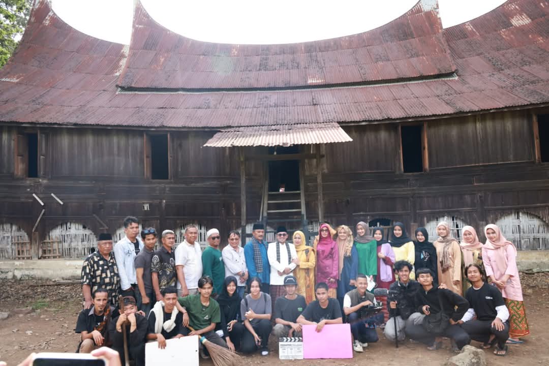 Bupati Eka Putra Mengangkat Serta Melestarikan Nilai-Nilai Budaya MinangKabau