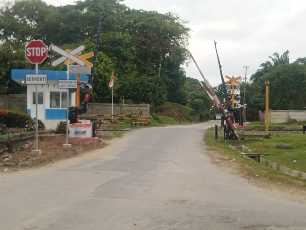 Masyarakat Desak APH Periksa Proyek Palang Pintu KAI Diduga Siluman, Di Henglo Asahan