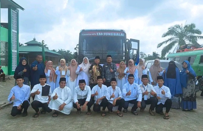 Wali Kota Tanjungbalai Melepas 62 Siswa MAN, Sebagai Peserta PBLM Tahun 2025