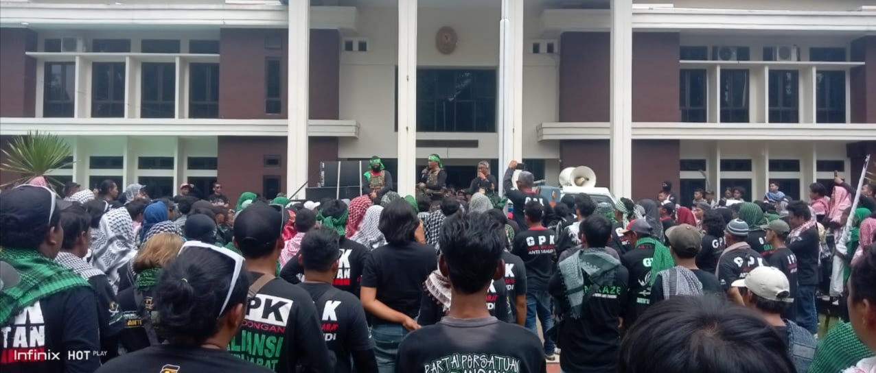 Hakim Telah Ketok Palu, Lakukan Kekerasan Seksual Terhadap 4 Santriwatinya, K.H Achmad Labib Asrori Divonis 15 Tahun Penjara