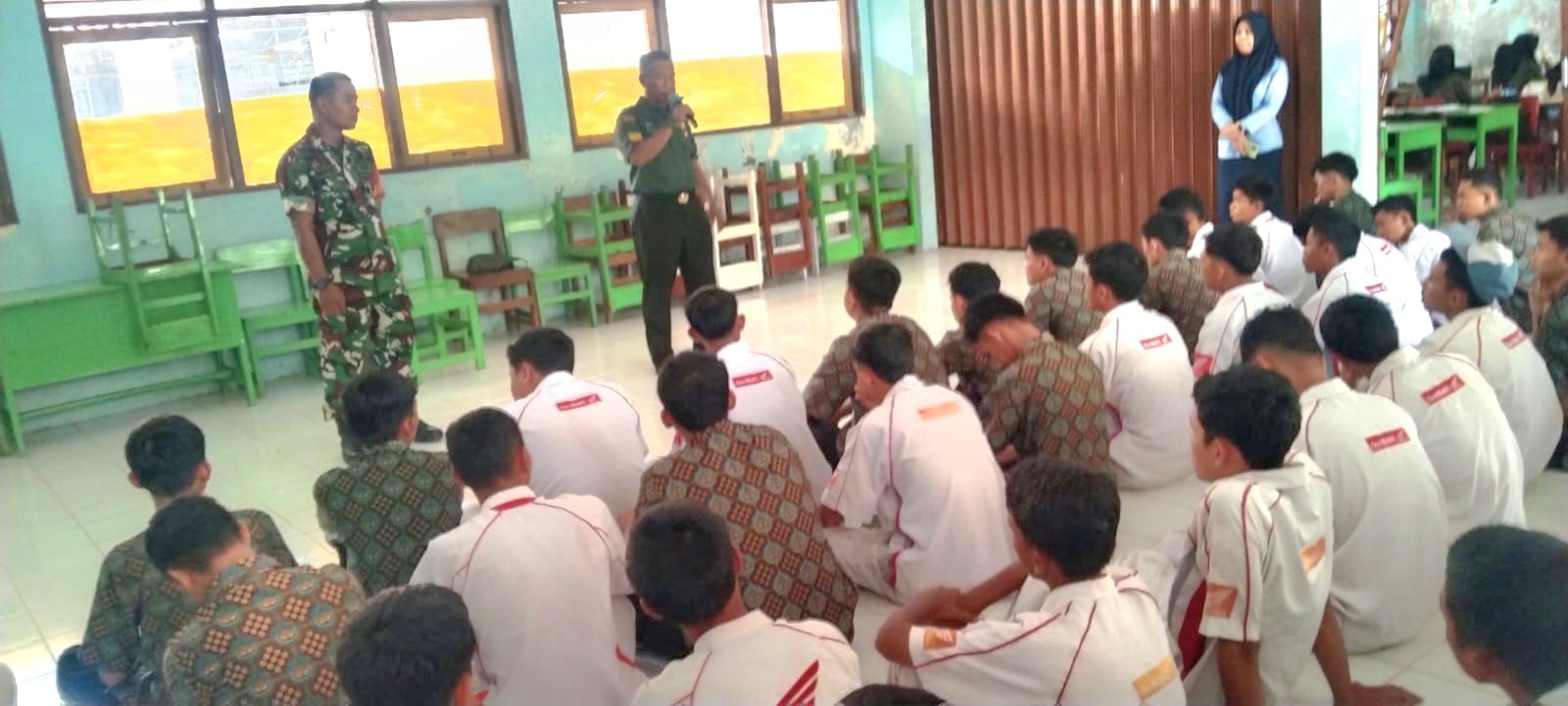 Bati Komsos Koramil 14 Gedangsari Sosialisasi Penerimaan Anggota TNI.