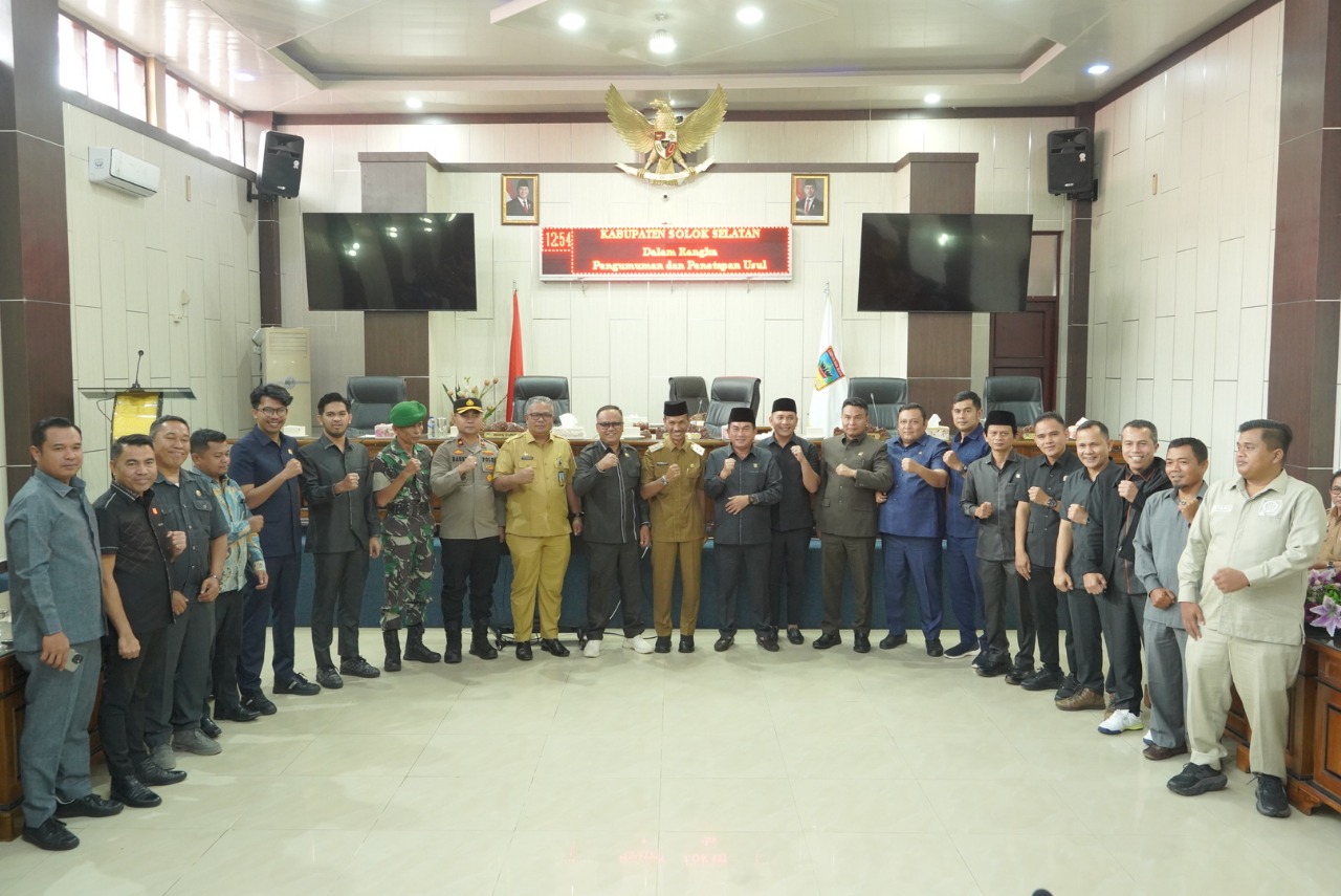 DPRD Resmi Umumkan Pemberhentian dan Tetapkan Kepala Daerah Solsel