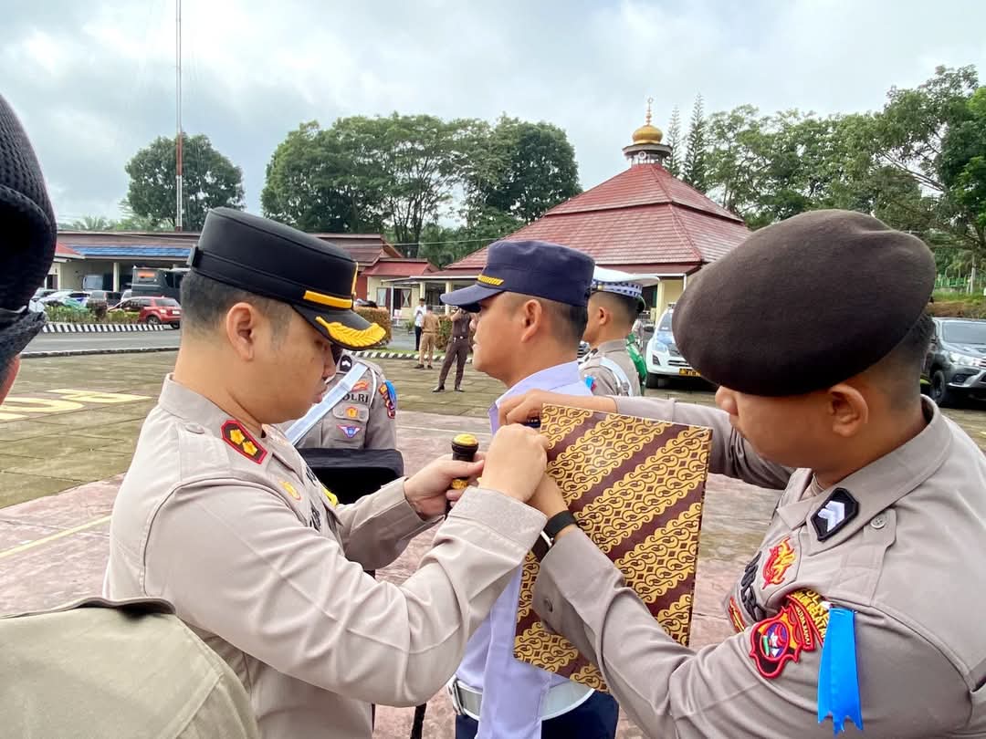 Dishub, BPBD, dan Satpol PP Bersama Polres Solok Selatan Gelar Apel Pasukan Operasi Keselamatan Singgalang 2025