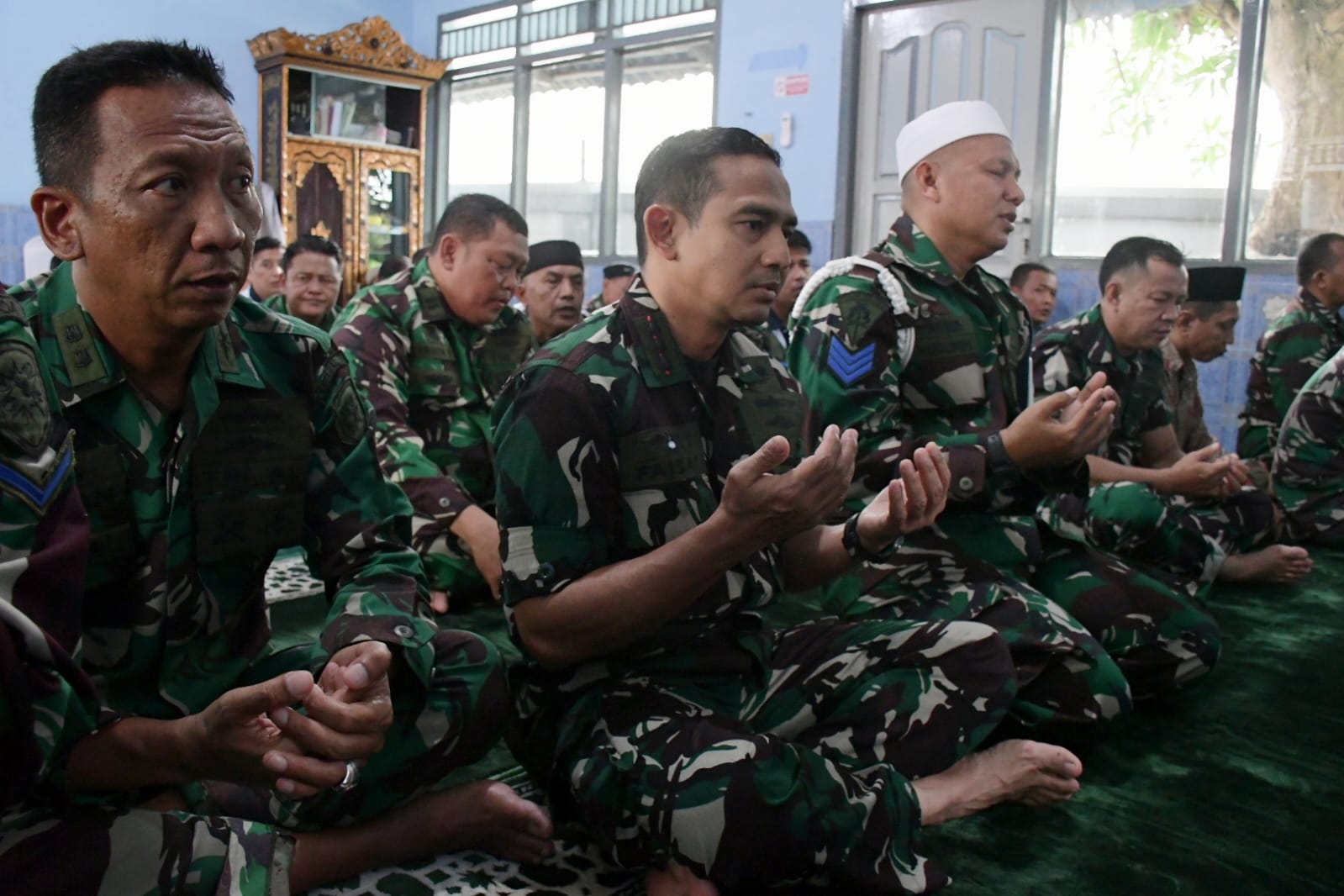 Lanal Palembang Gelar Doa Bersama dalam Rangka Kegiatan 5th Multilateral Naval Exercise Komodo.