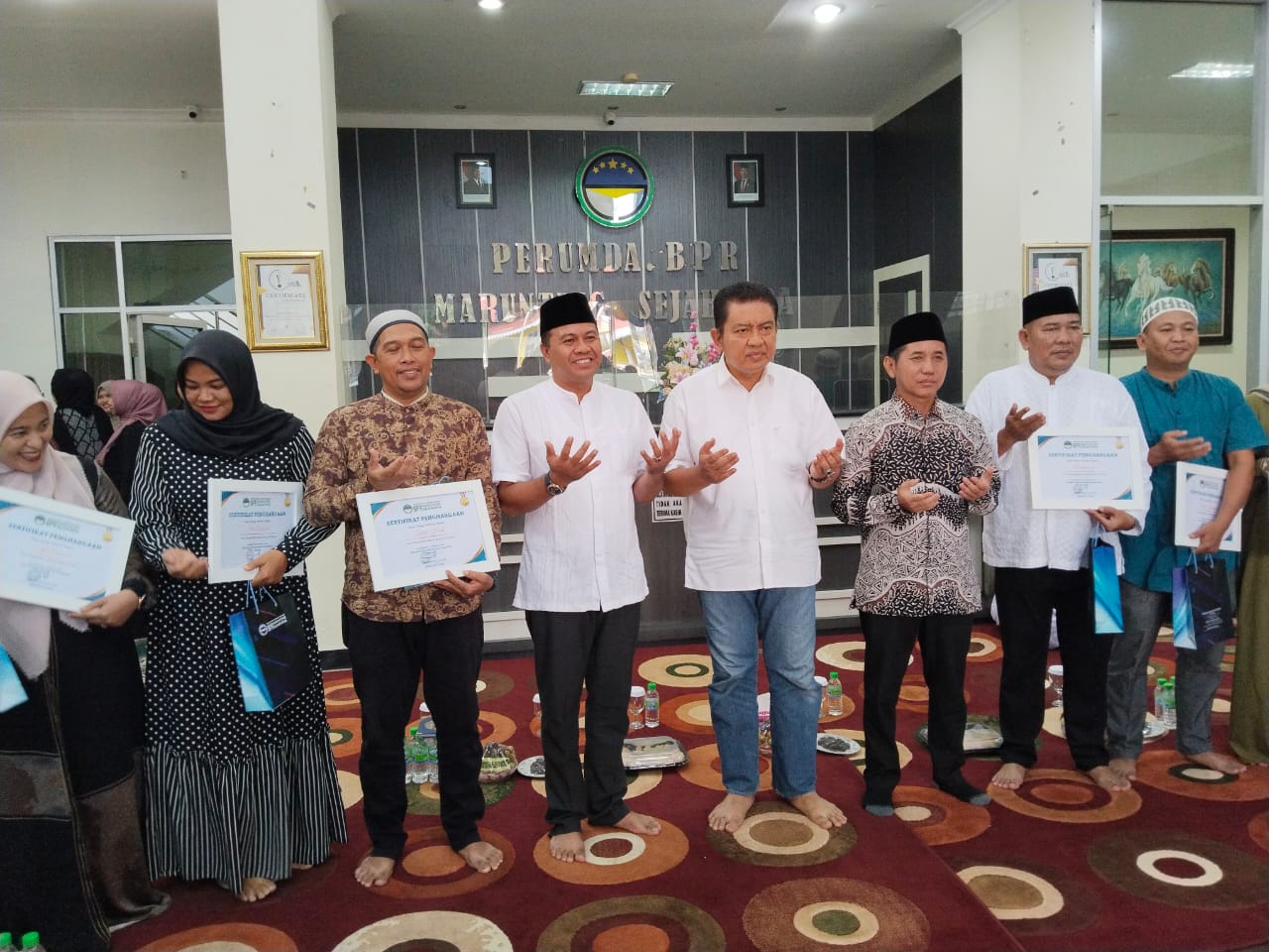 Pj bupati hadir dalam acara tasyakuran BPR marunting yang ke 16 bertepatan dengan hari kasih sayang valentine