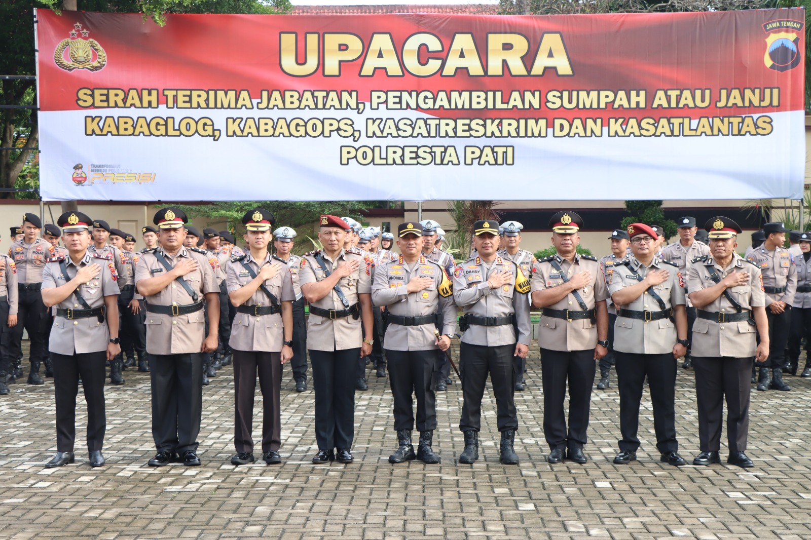 KAPOLRESTA PIMPIN SERAH TERIMA JABATAN 4 PEJABAT POLRESTA PATI