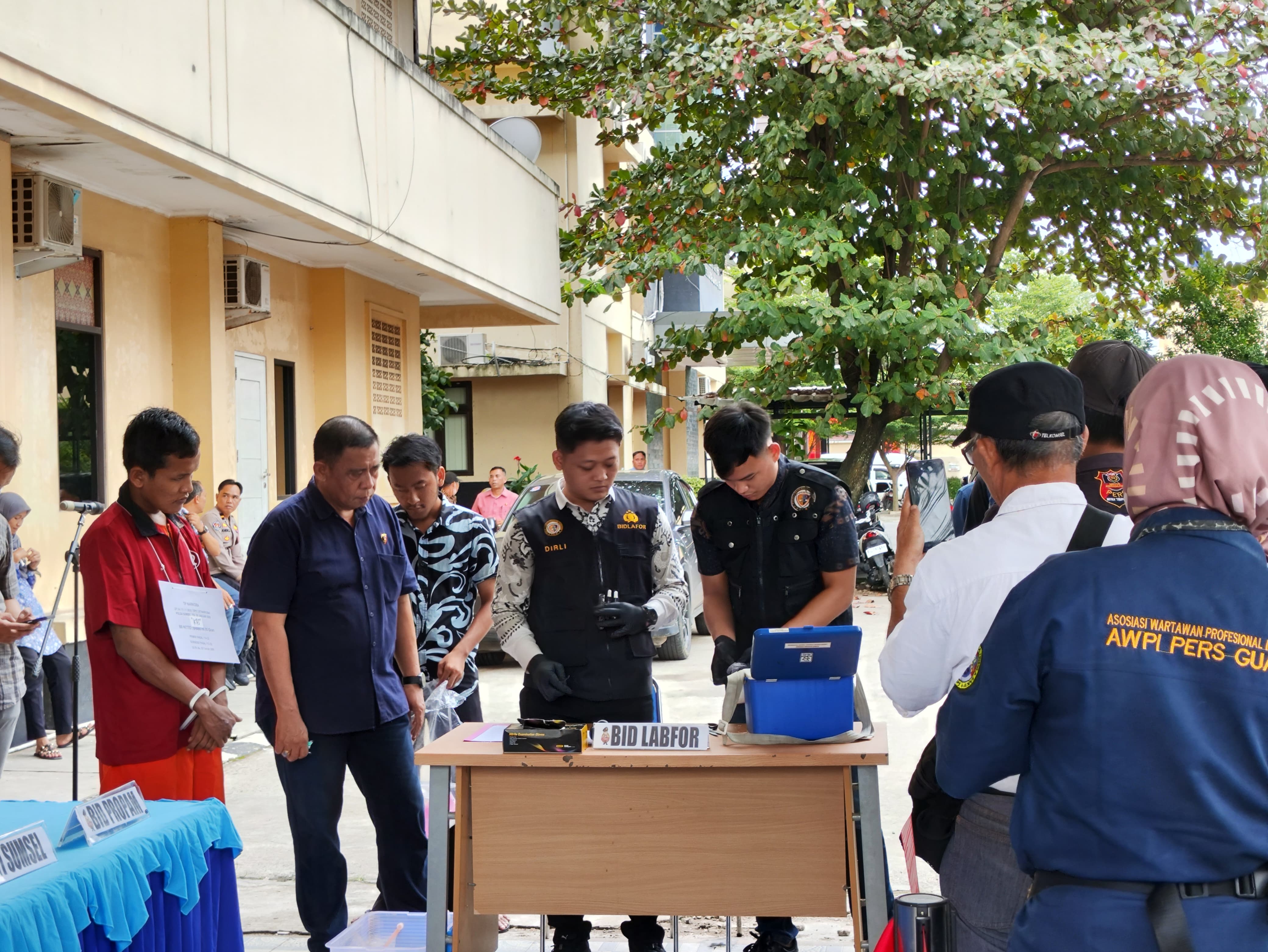 Ditresnarkoba Polda Sumsel Tangkap BD Sabu di OKU Selatan BB 2,8 kg Sabu Diamankan