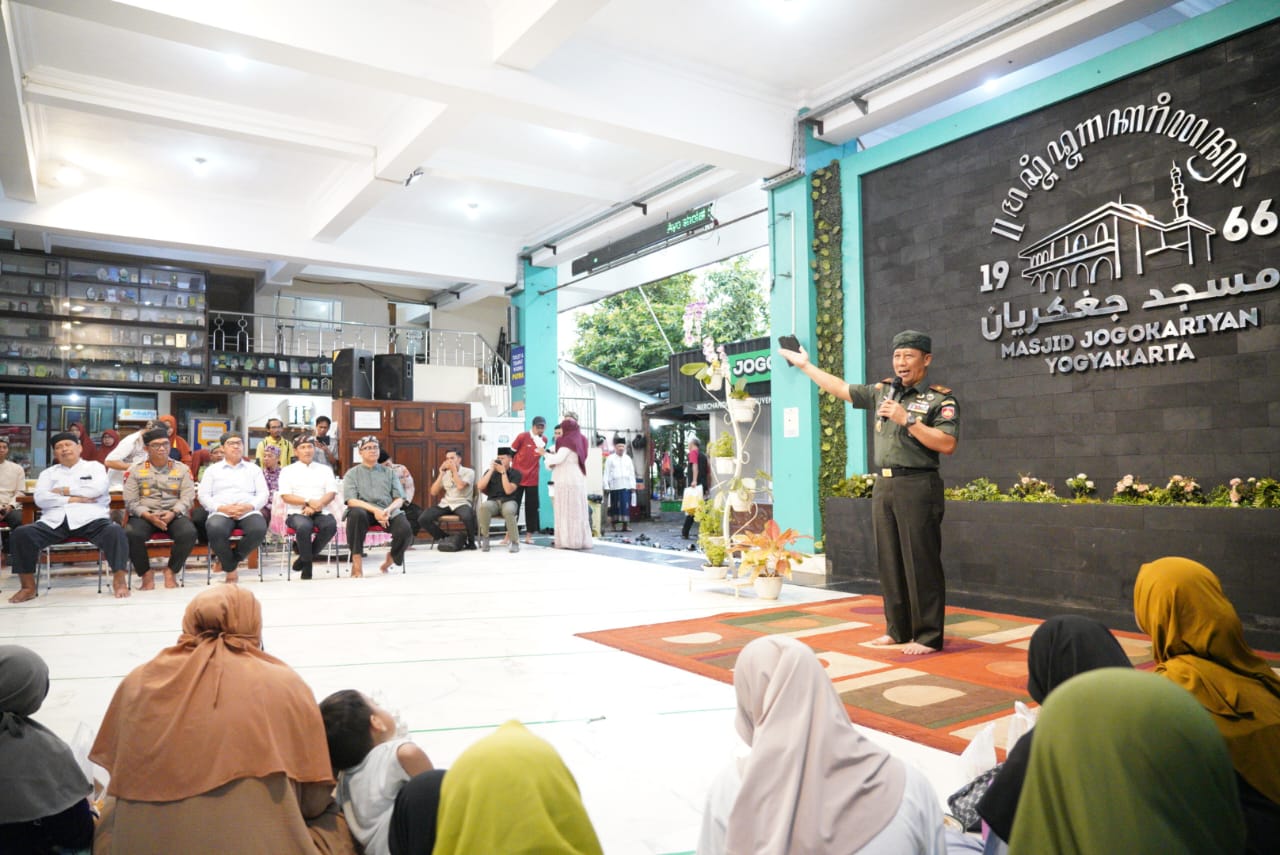 Danrem 072/Pamungkas  Hadiri Pembukaan Kampoeng  Ramadhan Jogokariyan 1446 H